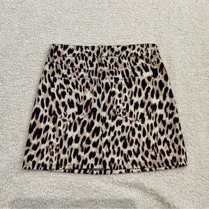 Y2k leopard print mini skirt